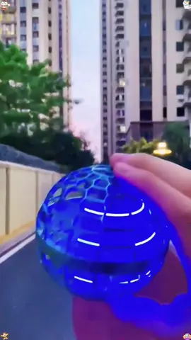 Bola Boomerangue com LED a preço de 🍌! #bolavoadora #brilha #fypシ #ofertas #relampago