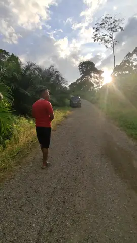 Apakah menjadi bos sawit hanya sekedar mimpi? Tidak. Cita-cita memiliki lahan sawit 1000 ha boleh saja. benar tidak kawan?  #sawitsumatra #sawitkalimantan #sawitriau #sawitontiktok #viral #sawit #fyppppppppppppppppppppppp #petaniindonesia🇮🇩🇮🇩🇮🇩🌿🌿 #petanimuda #bossawit 