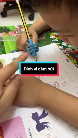 Định vị cần bút cho các bé tập viết #bagiatayembe #dinhvicambut #foryou #xuhuong #betapviet 