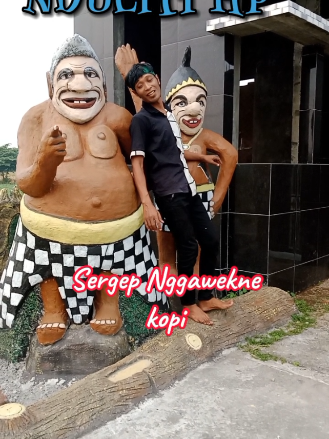 kalah kato HP#plesetanlagu #ngakakkocak #lagulucutiktok #humortiktok 