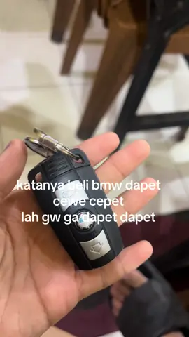 🤨
