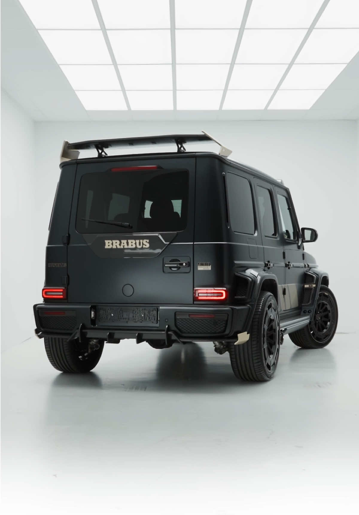 🚀 Double Trouble, Ultimate Luxury • Two unique Mercedes AMG G63 Rocket conversions: • ✨ Gold Edition  💎 Tiffany Edition  • Exclusive, bold, and undeniably one of a kind. Which one would you choose? • #MercedesG63 #G63Rocket #BrabusRocket #LuxurySUV #CarPorn #SuperSUV #CarSpotting #CarLovers #LuxuryLifestyle #TiffanyBlue #GoldCar #CustomCar #CarDetailing #LuxuryDetailing #CarTuning #ExoticCars #DreamCars #LuxuryCarCulture #CarGram #CarPhotography #AutomotiveLuxury #HighEndCars #CarDesign #SupercarsDaily #CustomLuxury@F_EAGLE8 