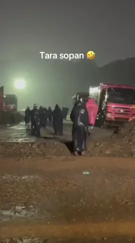 C*k*mai munafik 🤣🤣🤣 teteh ali pe sound #promomakanmerdeka #anaktambang #drivermuda #fypシ゚ #rucas #malukupride🏝🔥 #haritanikkelsiteobi 