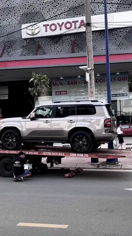 𝐓𝐨𝐲𝐨𝐭𝐚 𝐋𝐚𝐧𝐝 𝐂𝐫𝐮𝐢𝐬𝐞𝐫 𝐏𝐫𝐚𝐝𝐨 𝟐𝟎𝟐𝟓  Biểu tượng của sự quyền lực, cao cấp, sự kết hợp hoàn hảo giữa sức mạnh và vẻ đẹp sang trọng. Liên hệ ngay em Trường để được tư vấn báo giá.  📞 Hotline/zalo:  0879 524 368 Em Trường Toyota. #toyota  #toyotalandcruiser #landcruiserprado #toyotaalphard #minhtruongtoyota2025 #minhtruongtoyota #