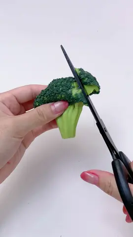SQUISHY ASMR 🥒🥒Cucumber Man#asmr #satisfying 