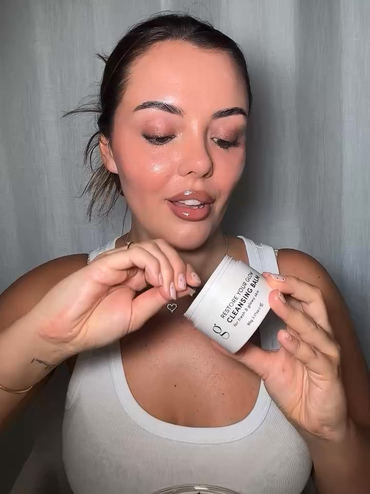 Watch Georgia show you just how amazing our Cleansing Balm is at removing her make-up🤭 Available to shop by clicking the link above the caption✨ #glowforit #cleansingbalm #restoreyourglow #cleanser