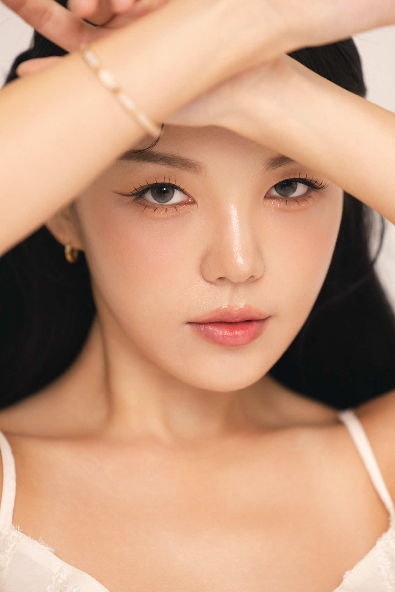 Changing profile photo in 3,2,1…  @Leejstudio @ShinokiSaenal 