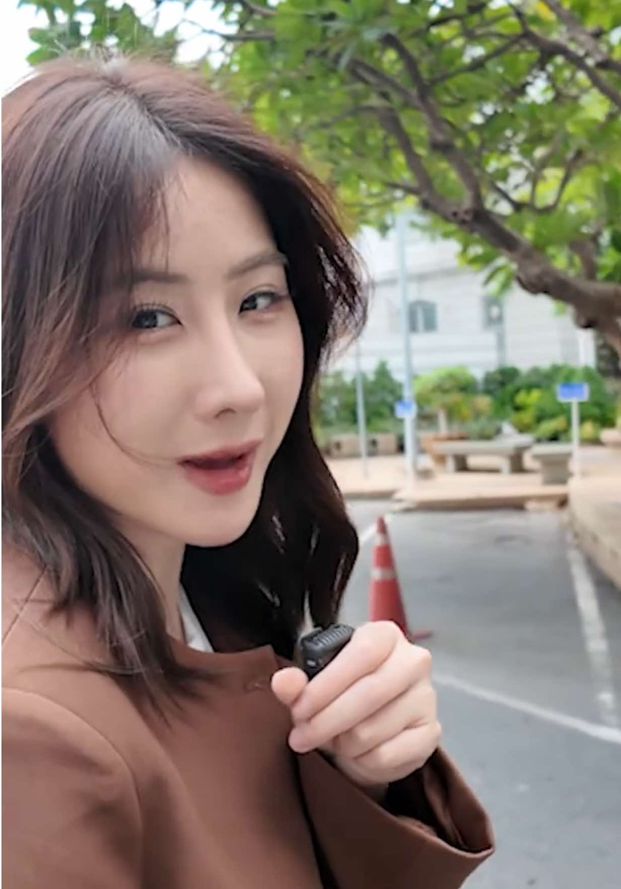 NineStar VLOG Special EP.6 Yoko x NineStar 🤍 Watch a special VLOG capturing the moments when Yoko went shopping for donation items  to share with everyone 📌 NineStar Studios YouTube, 7.30 PM #NineStarVLOG #YokoApasra #NineStarStudios