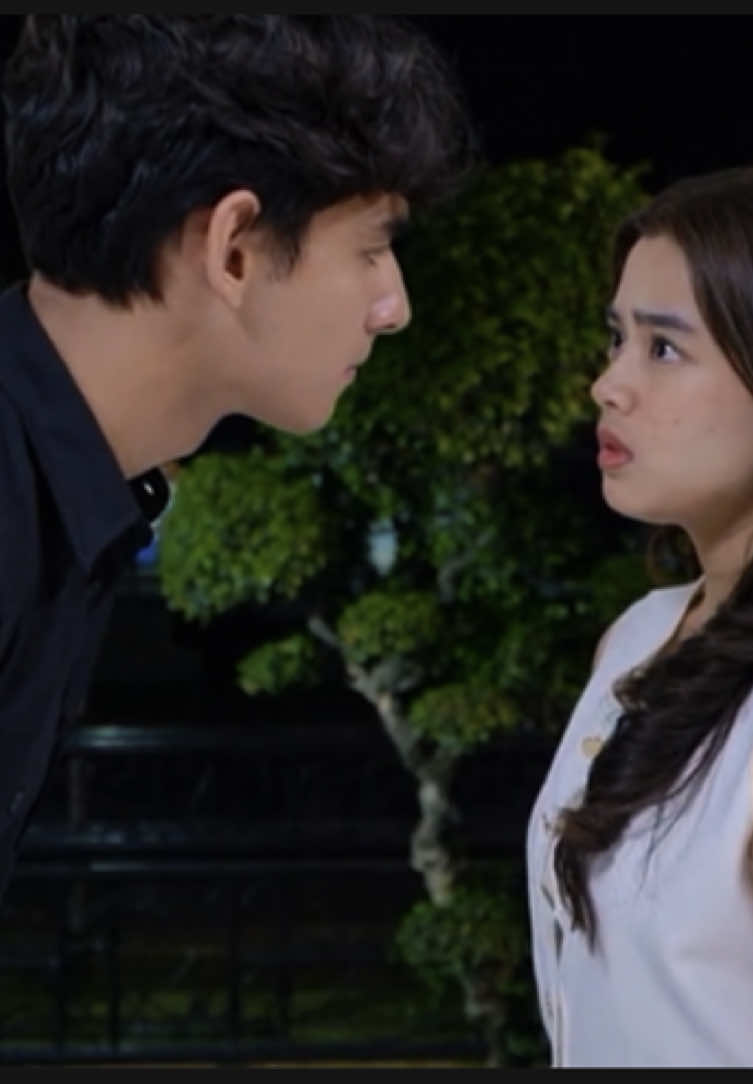 friends in public, lovers in private💗 @HV @Aqeela Aza Calista  #aqeelacalista #harryvaughan #asmaragenz #agz #asmaragenzsctv #harqeel #fyp 