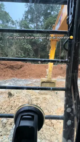 ikkon marbatangan muse mai🤣#cewekbatak#viraltiktok#operator_excavator#fouryou#fyppppppppppppppppppppppp 