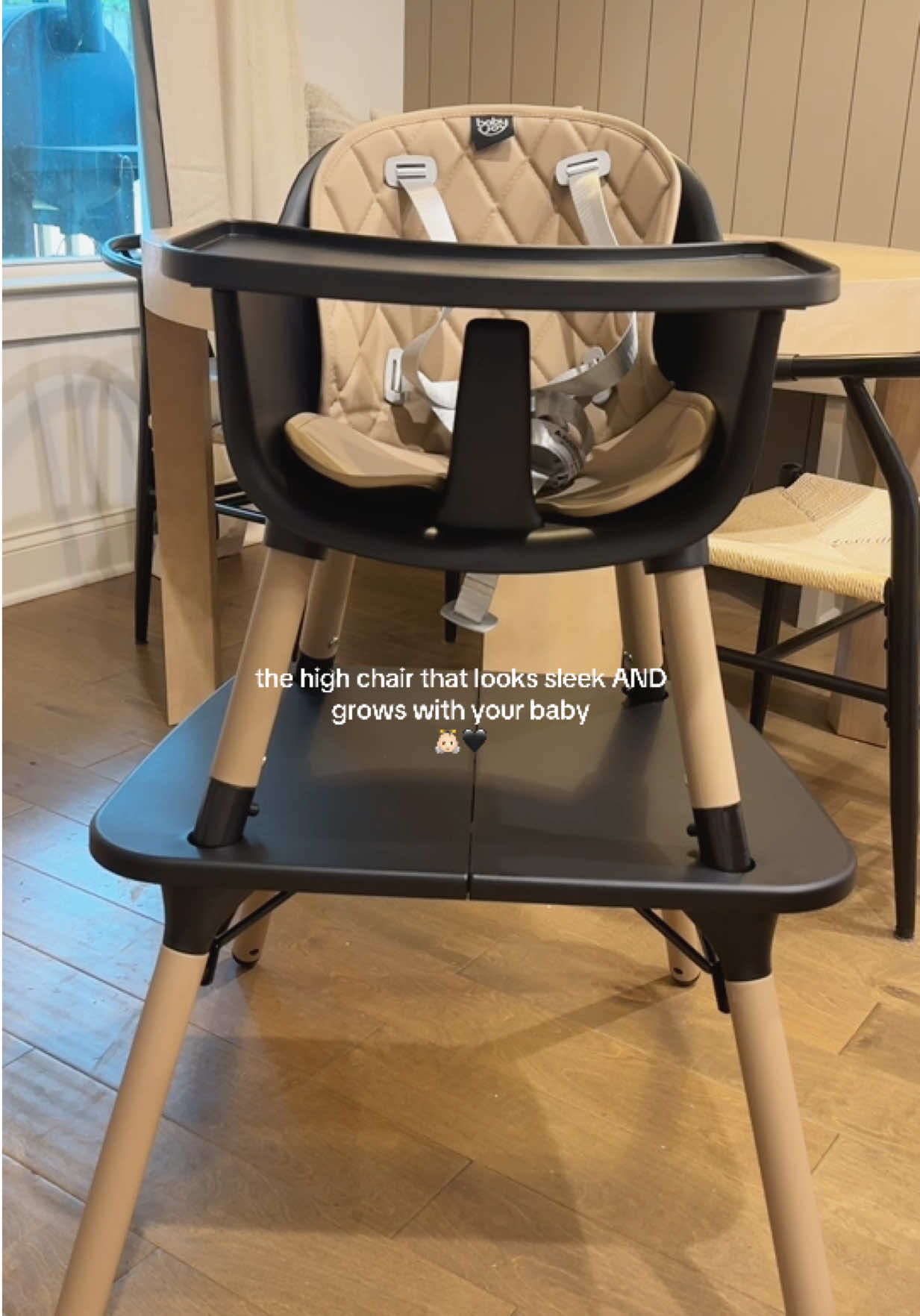 I wish I would’ve bought this high chair sooner because it is truly amazing!!! The look of it sold me, but the fact that it can grow with my baby is a huge plus!! 👏🏼 @Costzon #costzon #babyhighchair #highchair #convertiblehighchair #babyeating #babyitems #babyfinds #babyregistryideas #babyshowergift #tiktokshopfinds #newmom #momtok #babytok #babygift #growswithbaby #toddlerchair #babyseat #toddlerseat #kidplaytable #tiktokshoploveatfirstfind #momfinds #babyregistry #babyessentials #babymusthaves #babyfood #babyfeeding #babyledweaning #boosterseat 