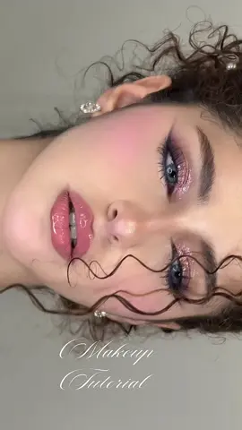Lilac eye makeup✨comment what you think!✨ #makeuptutorial #eyemakeuptutorial #eyemakeup