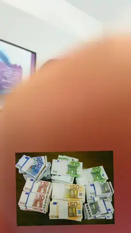 Ciao, come stai? Stai cercando un finanziamento per la tua attività, per realizzare un progetto o per risolvere i tuoi problemi finanziari? Offriamo prestiti da un mese a 30 anni, con durate che vanno da €10.000 a €1.500.000. Il nostro tasso di interesse è del 2% annuo. Ecco i settori in cui possiamo aiutarti: * Prestito finanziario * Prestito ipotecario * Prestito per investimenti * Prestito auto * Consolidamento * Rifinanziamento * Prestito personale, ecc. Questi sono suddivisi in diverse categorie. Se sei interessato alla nostra offerta di prestito, contattaci privatamente.#prestito #credito #finanzas #prestitopersonale #finanziamento 
