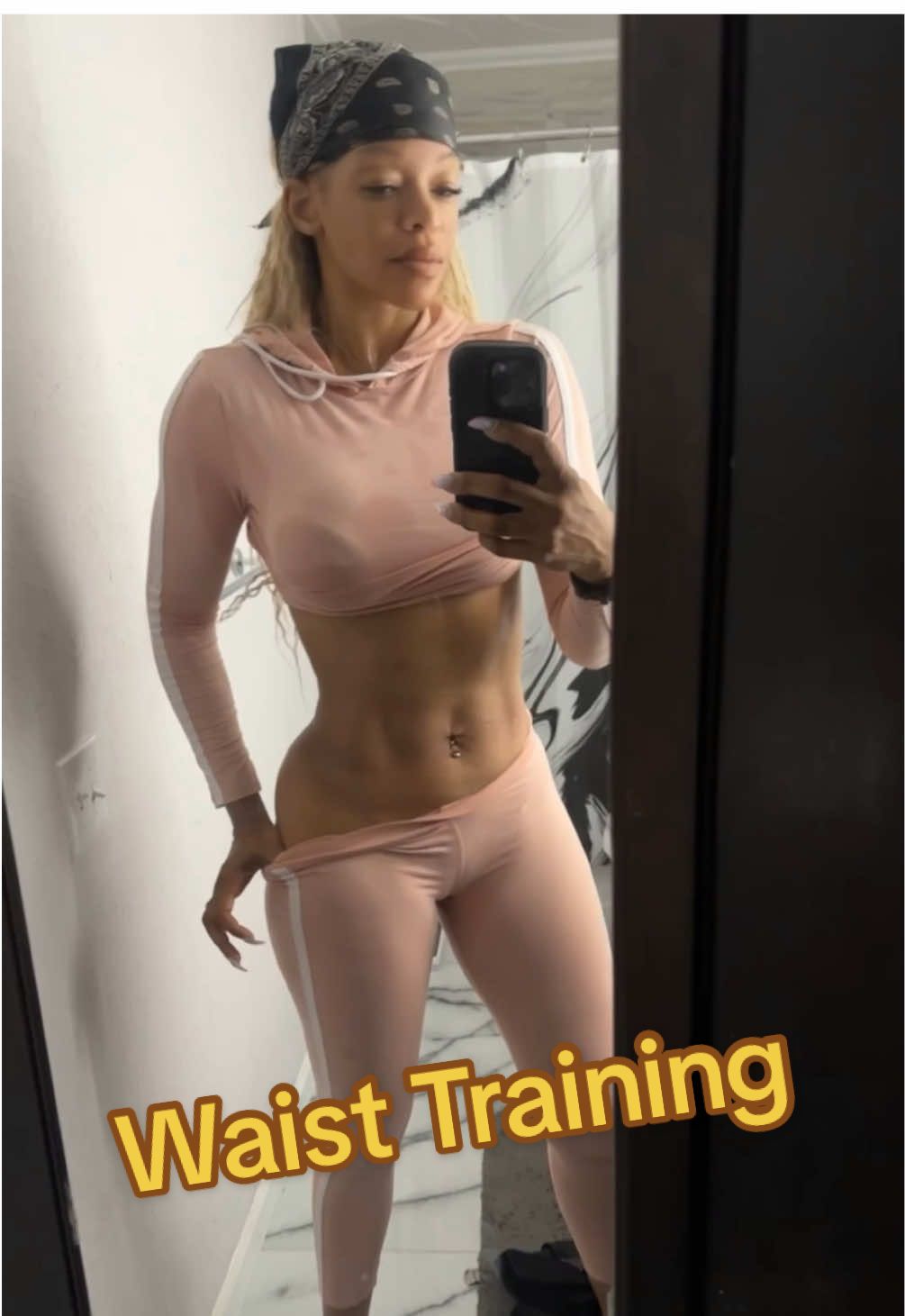 I’ve been using waist trainers since 2009 when I started doing fitness competitions. My  team coach put me on. It’s best to wear it during workouts and at least 8hrs/day to give you an hourglass figure 👍🏽#snatchedwaist 