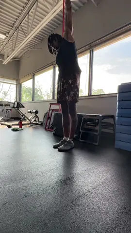 Back in that mode AGAIN 🧘🏽‍♂️🏃🏽‍♂️ #erosetv #fyp #gym 