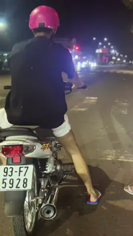 Tập sống jet jet cho mấy em nhỏ nó ghét 😆#xuhuongtiktok #Wave 
