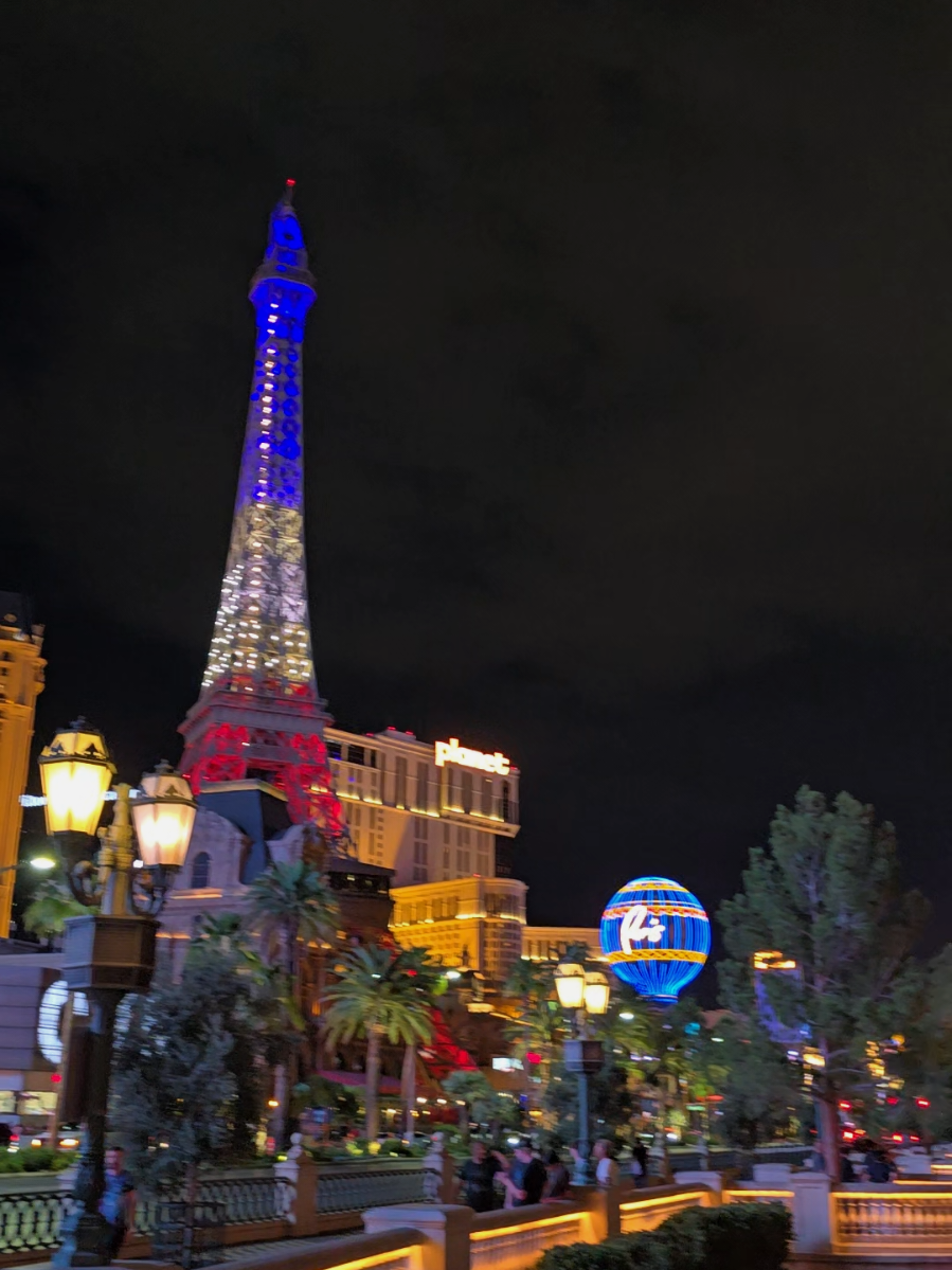 When in Vegas 🎲♣️ #vegas #vegastiktok #lasvegas #trending #fyp #travel  #pov  @Las Vegas 