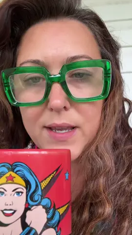 #morning #coffee #facetime Can we all agree that we’re on the psychiatrists side in this situation? 