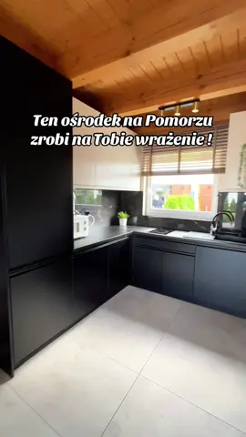 Polska egzotyka w Łebie 🌴 #wakacje2025 #palmy #basen #resort #wakacje #noclegi #MorzeBałtyckie #UrlopZRodziną #LatoWPolsce 