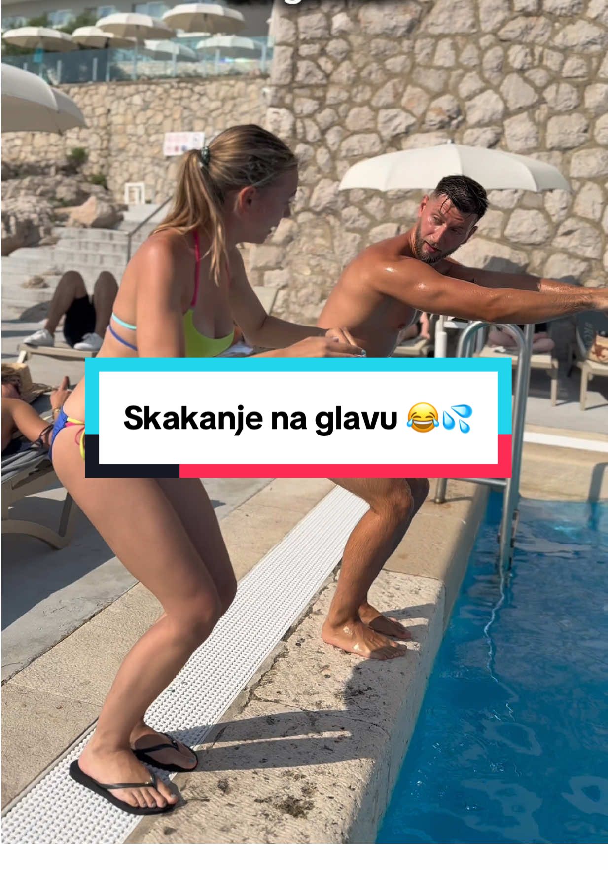 Tagujte nekog ko voli da skače na glavu, ali mu ne ide bas najbolje 😂