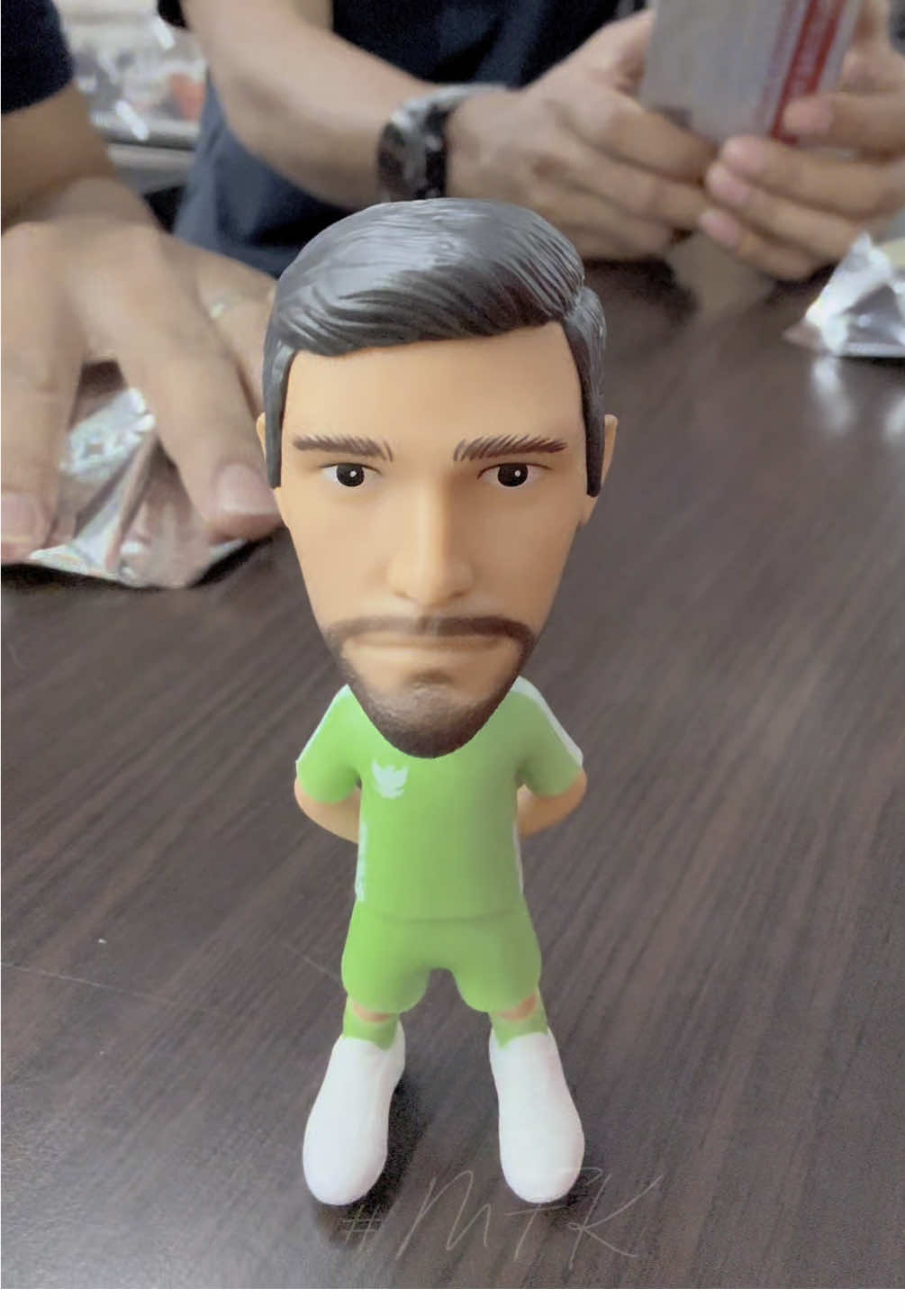 • Pendatang baru di dunia Unboxing 😭 Blind Box dari Alfamidi & Alfamart dengan tema Timnas Indonesia 🥳 #AksesWarrior #Unboxing #BlindBox #Timnas #Alfamidi #Alfamart #Indonesia #Paes 