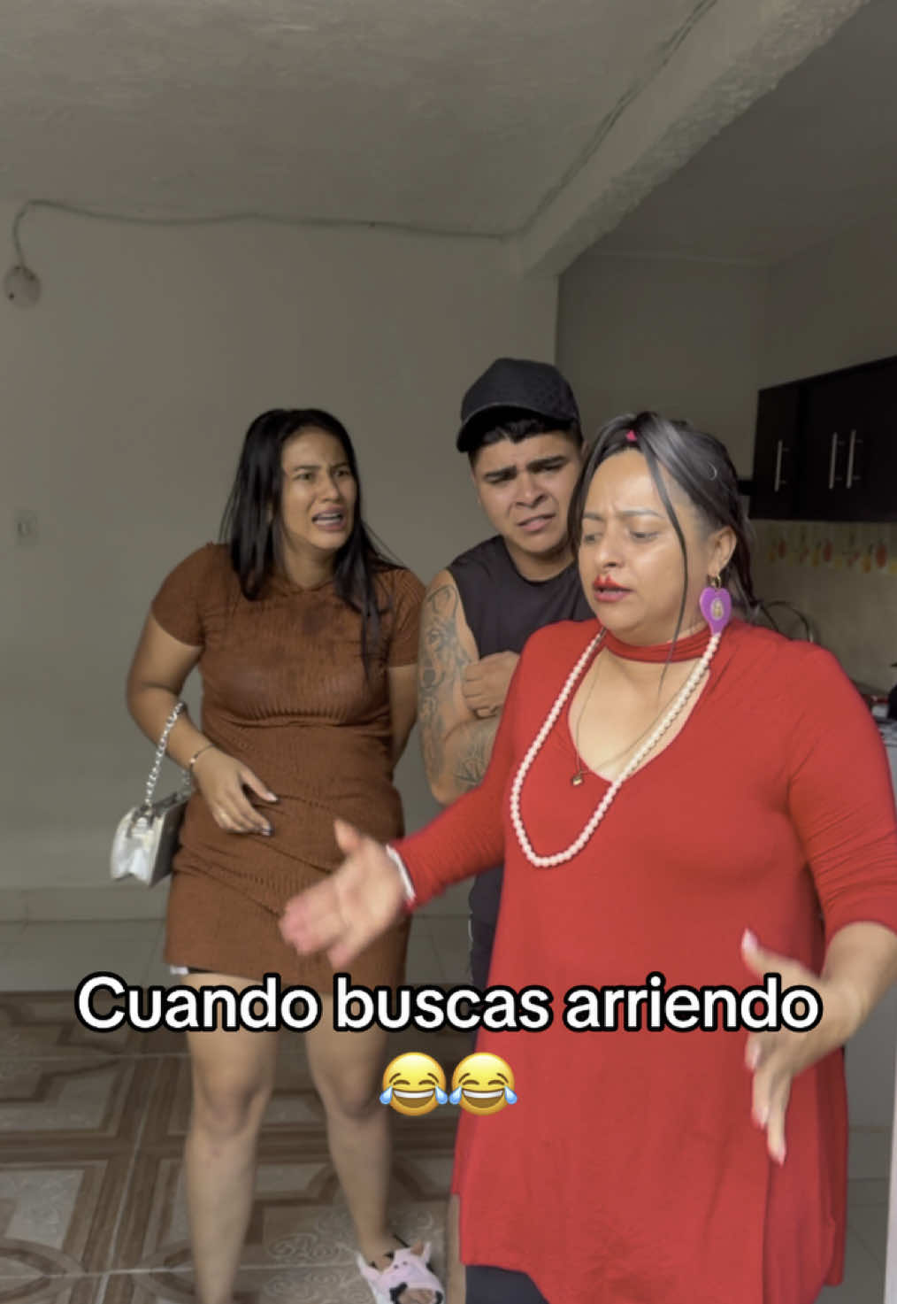 Así son, más cansones con los arriendos. #viraltiktok #humor #comedia #videoviral #risas #viraltiktok 