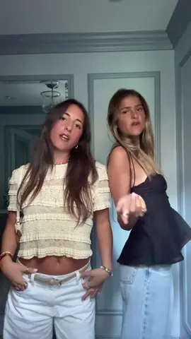 👯👯