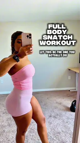 You can save this one, but you might as well press play now. This full body snatch workout hits your arms, core, legs, waist, and cardio in under 10 minutes. I’m at home just like you, and instead of saying I don’t have time, I got it done. The energy you want in your body starts with what you’re willing to do when nobody’s watching. This is how we shift. Tag me when you finish and come get this work in the app. #snatchedbystacie #snatchedbabes #fullbodyworkout #homefitness #womensfitness #fitmomlife #beginnerworkouts #naturalweightloss #getsnatched #bodyrecomposition #strongwomen