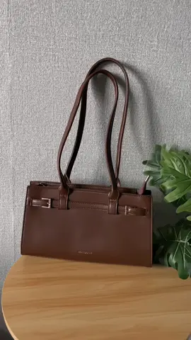 Saur elegant 👜 😩 @MOSSDOOM.PH  #mossdoom #mossdoombag #shoulderbag #bag #brownbag 