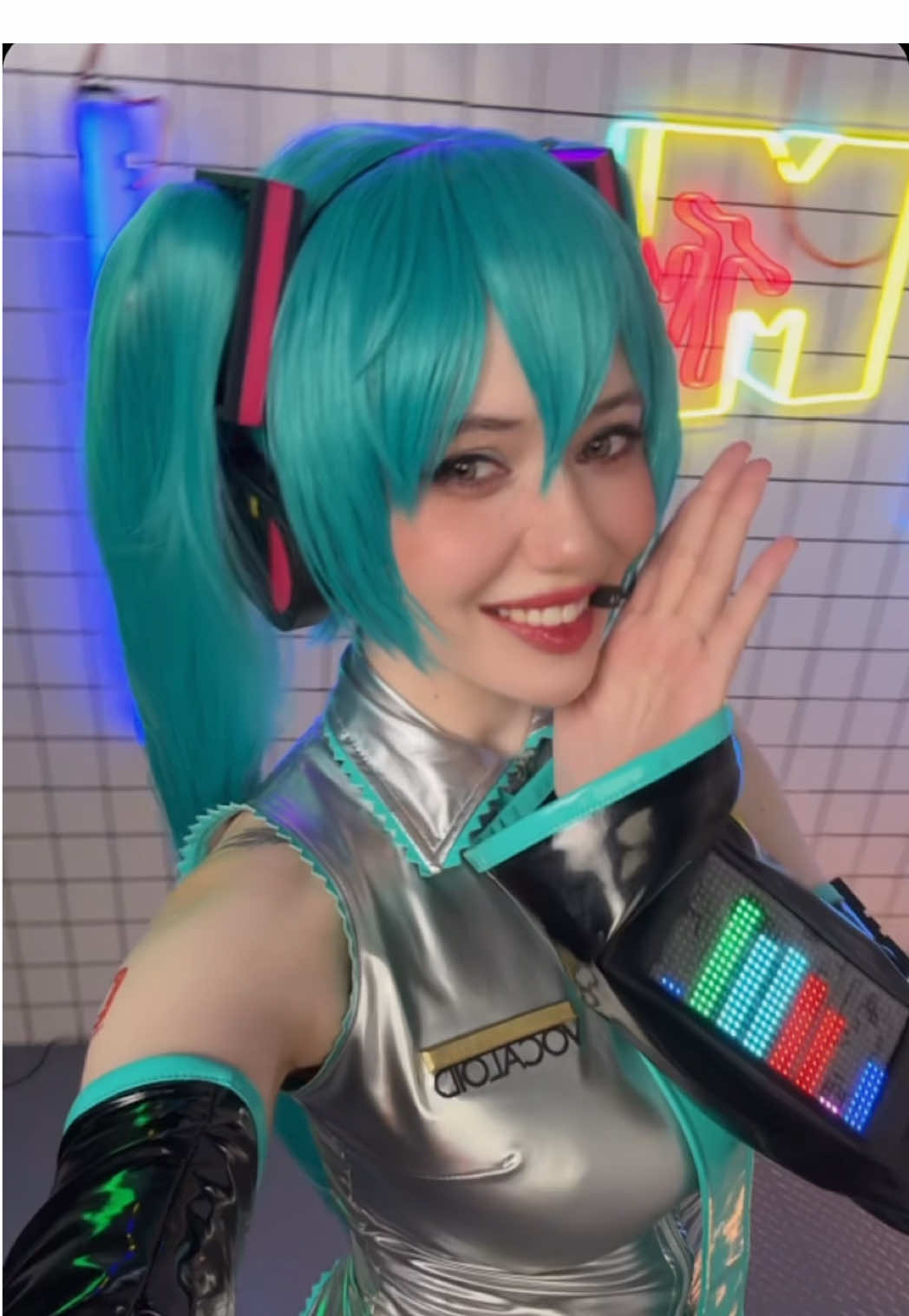 And you could do so much better🫶🏻🫶🏻🫶🏻 #miku #mikucosplay #mikuhatsune #mikuhatsunecosplay #vocaloid #vocaloidcosplay #vocaloidhatsunemiku 