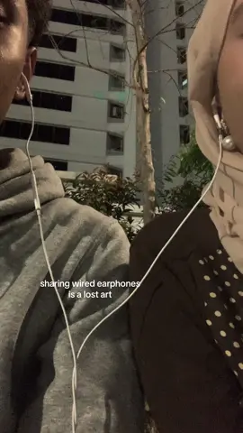 lost art #wiredearphones 