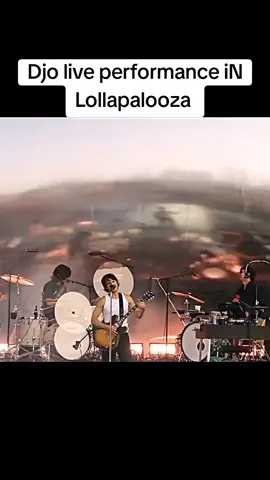#lollapalooza2025 #fyp #concerts #lollapalooza #djo #joekeery 