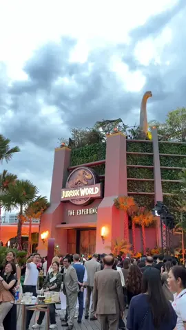 ความยิ่งใหญ่ของงานระดับโลก“Jurassic World Experience Bangkok” บอกเลยว่าต้องมา!! #จูราสสิคเวิลด์ #JWExperience #AsiatiqueTheRiverfrontDestination #JurassicWorld 
