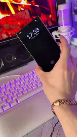 Шо КРАЩЕ АЙФОН чи андроєд?🧐Увесь двіж в Inst: @vanya_dollar2