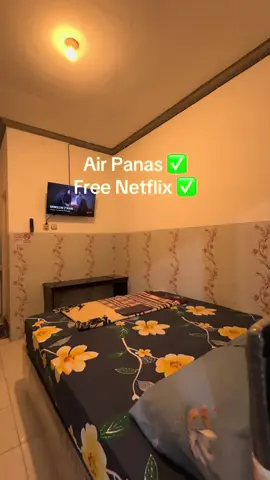 VILLA BANGKOK 4 Fasilitas : - Google Tv - ⁠Free Netflix - ⁠WiFi - ⁠Water heater & Shower - ⁠Hexos - ⁠Westafel - ⁠Cermin Dinding - ⁠Smooking Area - ⁠Parkir Luas Masuk Garasi Harga Weekday : 70rb 3jam 100rb 5jam *weekend beda tipis Wa : 085333472908 Lokasi JL. Wilis No.2 Tretes ( Depan Cak Bakir 4 ) #villabangkok #tretes #tretesprigen #kamaranairpanas #netflix #kamaranmurahtretes #kamarantretes #kamarantretesmurah #fyp #fakesituation⚠️ #kamarandekatcimoryprigen #cakbakir #tretesaweawee #epyepe #viral #prigen #pandaan 
