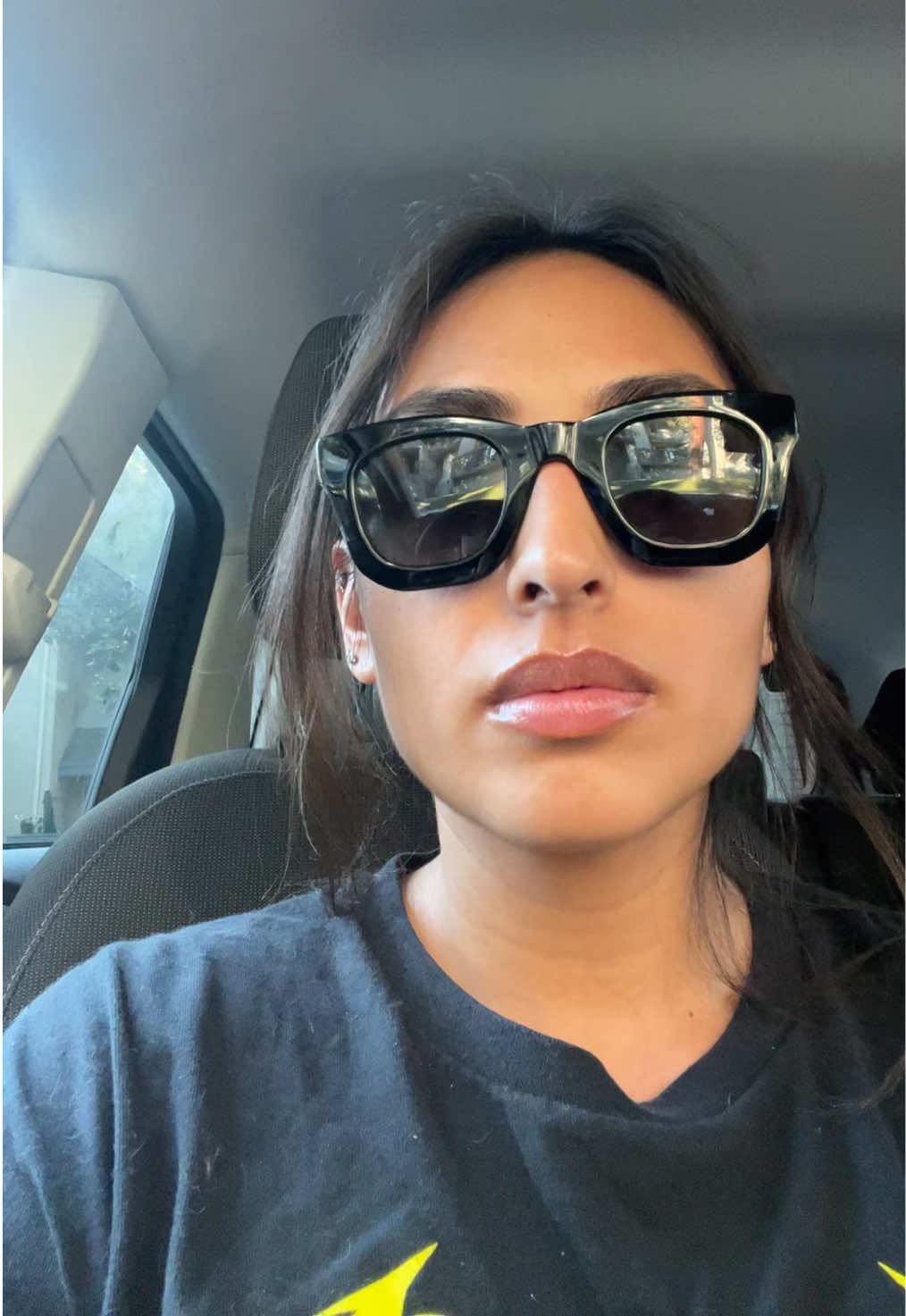 I guess it’s not that sh!tty after all 🤩 #goodluck #superstitions #foryou #dog 