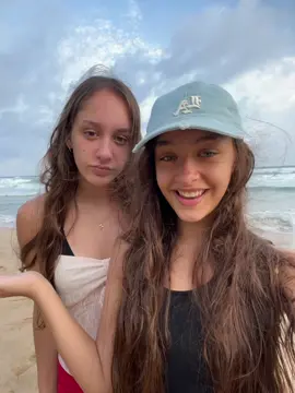 💙🧢🦋
