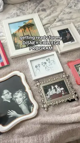 EKKK I’m so excited 🎬🎞️✨ #fyp #dcp #disneycollegeprogram #hollywood #hollywoodstudios #disney #dcproom #roomdecor #aesthetic #room #wallart #DIY #shopping #haul #disneyroom #disneyaesthetic 