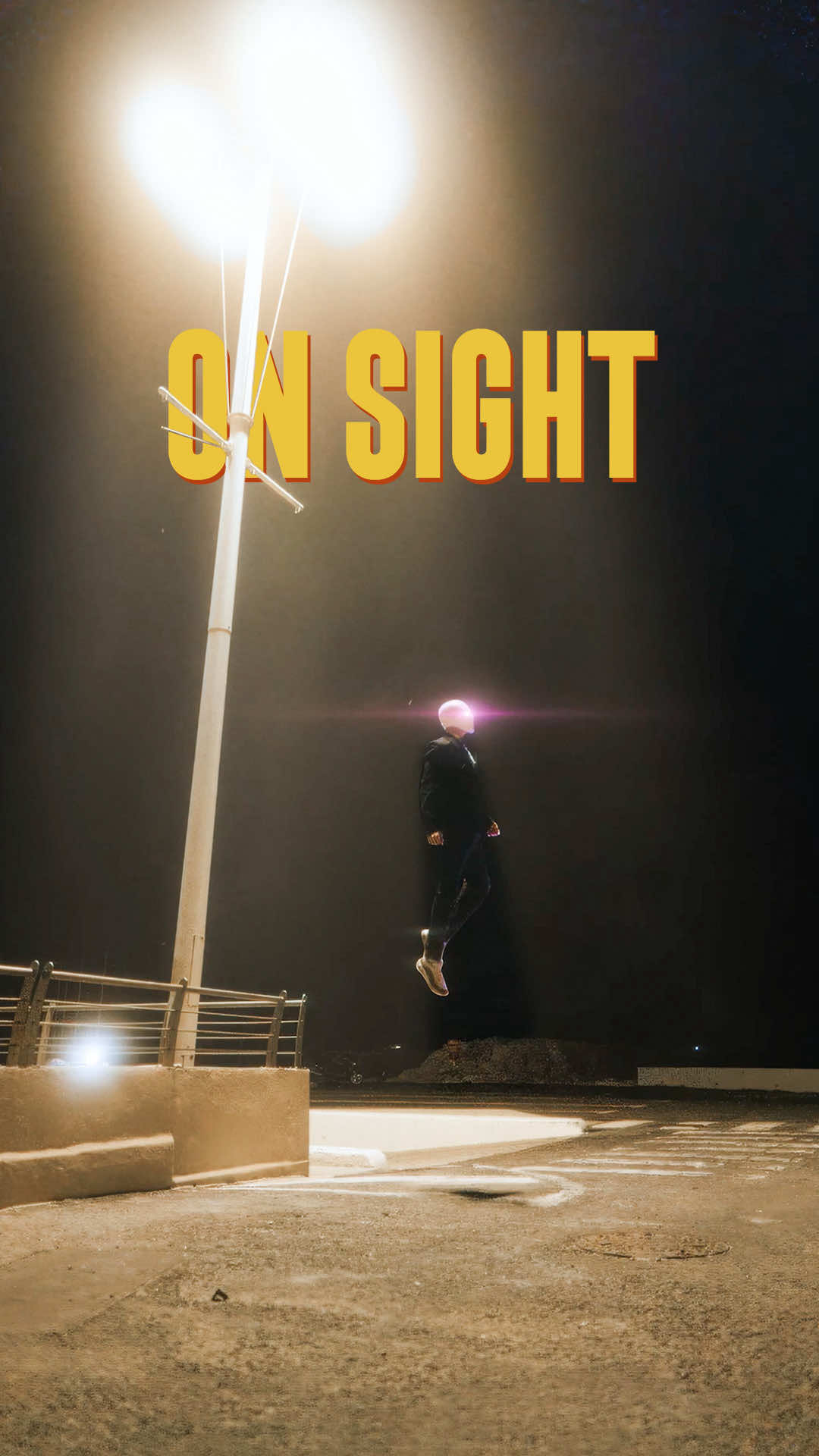 la trend où on s’accroche à un panneau la mais sans panneau tsais #onsight #ye #kanyewest 
