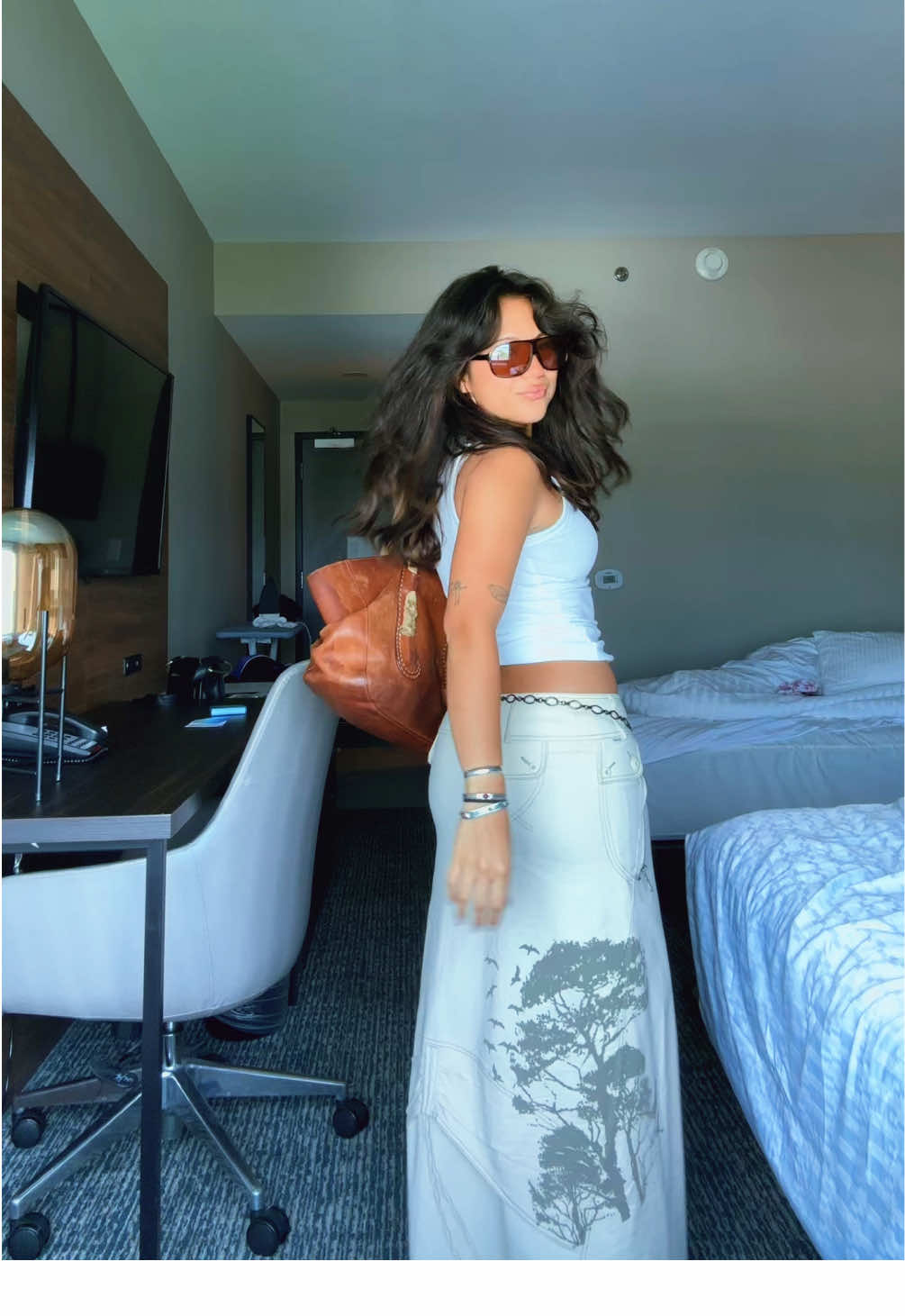 Hey guys remember me…🥲? #fashion #OOTD #olebrandselect #foryou #thrift #fit #nashville 