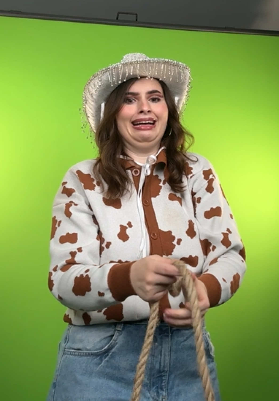 Bei einem neuen Make-up Trend bin ich natürlich dabei , aber ich habe ihn ein bisschen abgewandelt 🤠🤭 ib: @dan thy @dan The