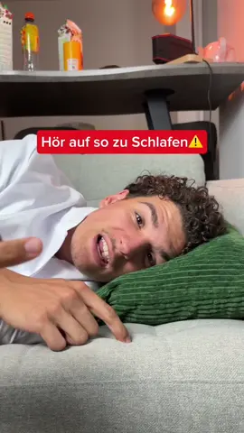 Mach NICHT diesen Fehler beim Schlafen…😭⚠️#schlafen #nackenschmerzen #kissen 