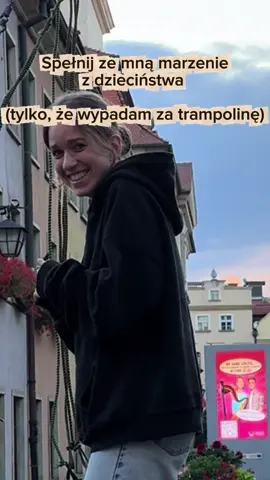 Kto próbował? 😌 #jeleniagora #trampoliny #foryoupage #dlaciebie #marzenie #marzeniezdzieciństwa 