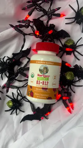 #LifeOnTikTok #TikTokPartner #TikTokMadeMeBuyIt Start #spookyseason with some maryruthorganics gummies! Use my #discountcode MROGRACIES for 20% off your order on their #website and amazon! #fyp @tiktok creators @TikTok @MaryRuth's     