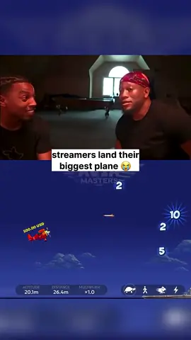 streamers lands their biggest plane ever 😭 #fypシ゚ 