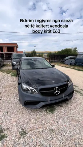 #mercedesbenz •Ndrrim i ngjyres nga ezeza në të kaltert vendosja body kitit E63💎 #podujeva #prishtina #autocolorkastrioti #repair #colors #colorblue💙 #benz #mercedes #fyp #foryou #tiktok #viraltiktok #goviral #fyppppppppppppppppppppppp 