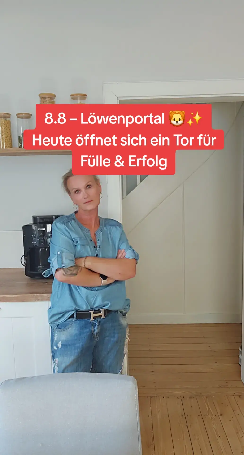 🦁 8.8 – Löwenportal ✨ Heute öffnet sich ein energetisches Tor, das dich einlädt, groß zu träumen und Fülle in dein Leben & Business zu ziehen. 💫 Nutze diesen Tag, um: 🌟 klare Businessziele zu setzen 🌟 mutige Entscheidungen zu treffen 🌟 die Fülle, die du verdienst, bewusst zu empfangen 💌 Schreibe dir heute auf, was du dir wünschst – so, als wäre es bereits Realität. Fühle die Dankbarkeit, als hättest du es schon. Und öffne dich für die Möglichkeiten, die jetzt zu dir kommen. ⬇️ Kommentiere „Ich bin bereit für Fülle“ und setze damit deine Manifestation in Gang. #löwenportal #manifestation #businessmindset #fülleziehen #energiearbeit #onlinebusiness 