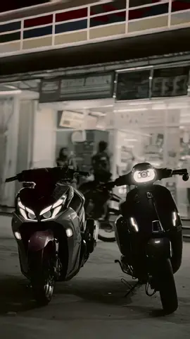 when yak vesmet🤩@QUINNAB #fyp #promomakanmerdeka #aerox #vespamatic #vespa #modifikasi 