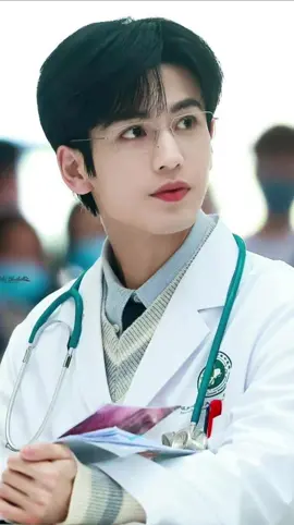 ร่างกายต้องการคูมมหมอ👨‍⚕️🩺#จางหลิงเฮ่อ #zhanglinghe #พระเอกซีรีส์จีน #fypシ゚ #ฟีดดดシ 