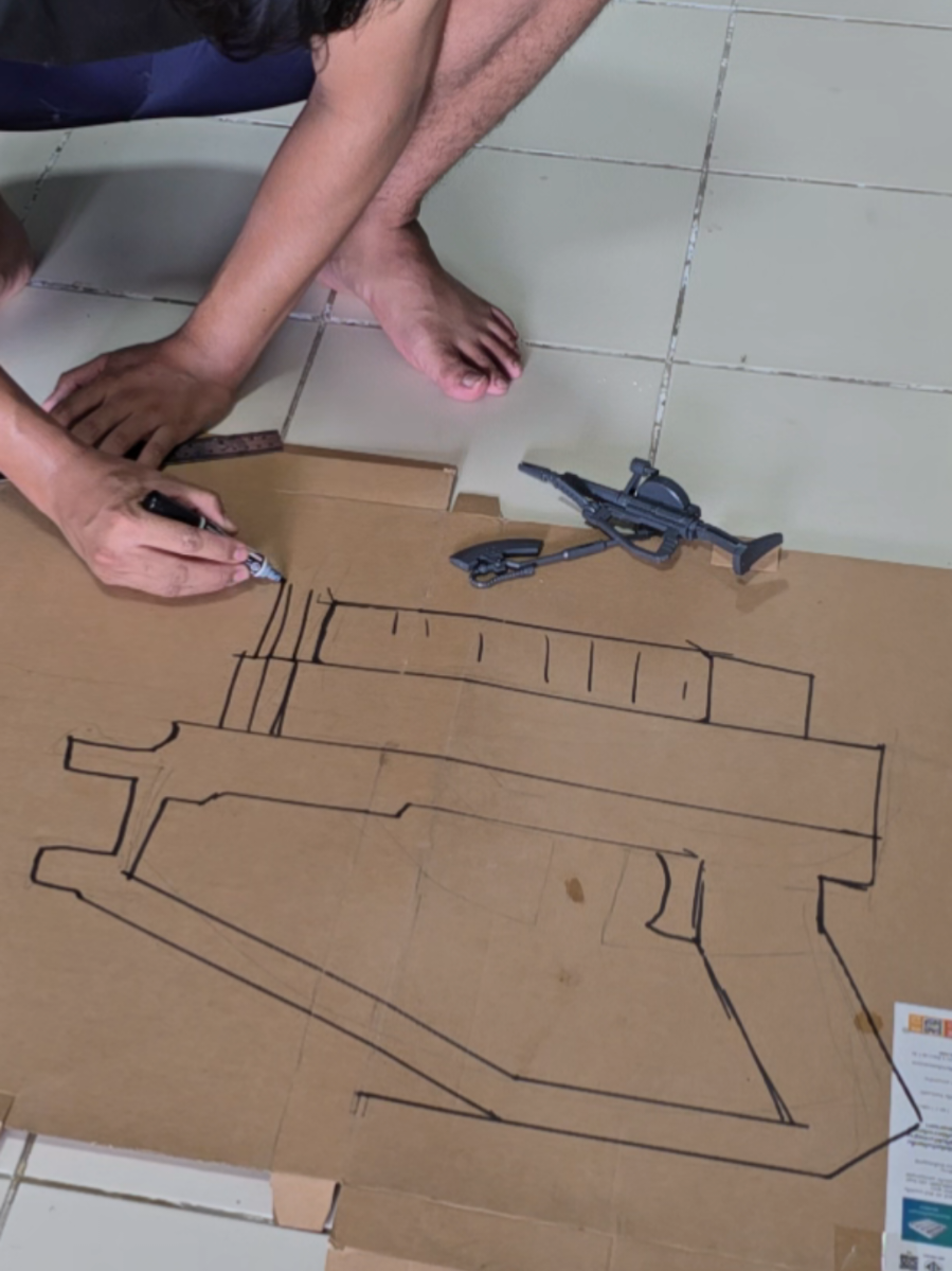 ZAKU MACHINE GUN ได้เวลาสาด90mm. 敵が出てくるぞ #Zakuii #gundam #ガンダム #cosplay 